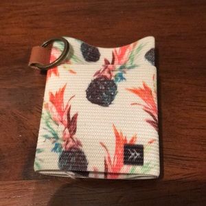 Thread wallets pineapple card case
